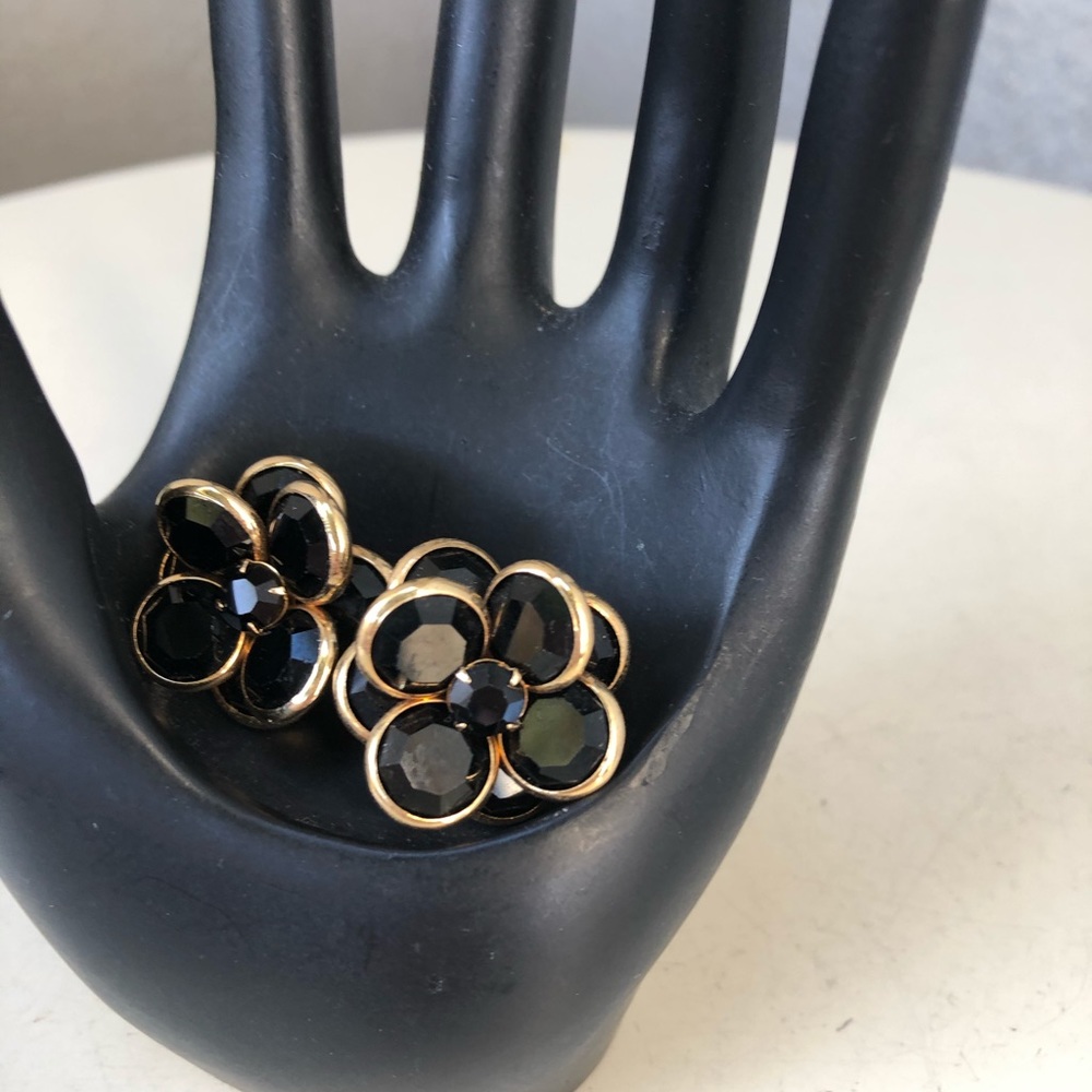 Vintage clipon earrings jet black glass flower 1”